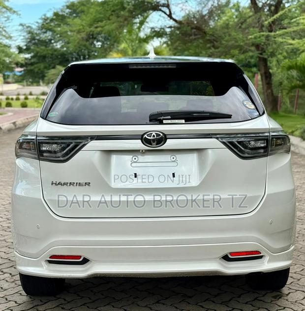 Toyota Harrier 2017 White