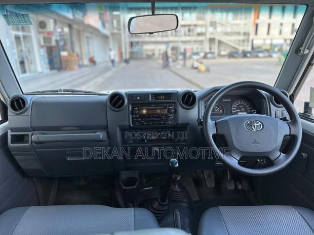 Toyota Land Cruiser 79 Series 2013 White