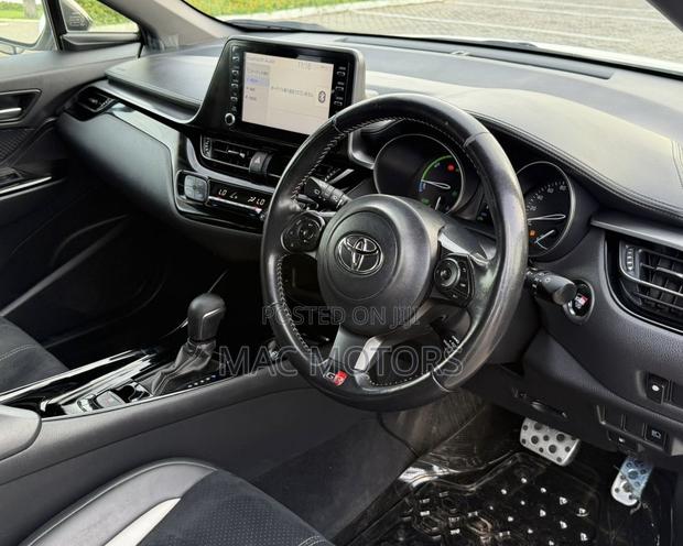 Toyota C-HR 2019 White