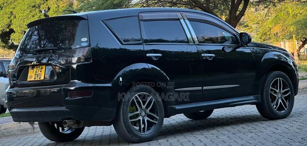 Mitsubishi Outlander 2006 Black