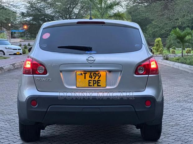 Nissan Dualis 2009 Silver