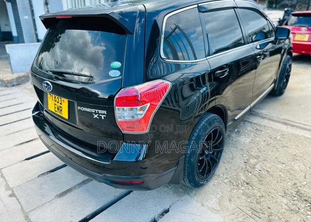 Subaru Forester 2014 Black