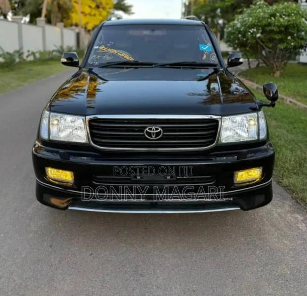 Toyota Land Cruiser 2003 Black