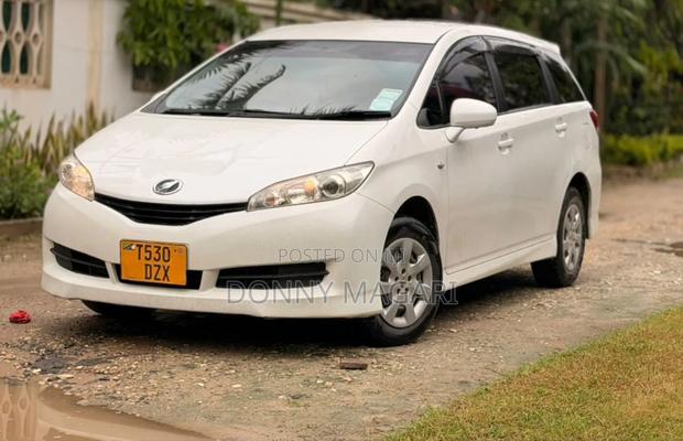 Toyota Wish 2015 White