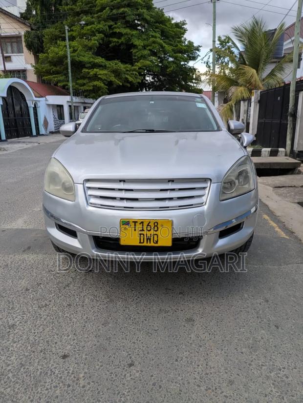 Nissan Dualis 2011 Silver