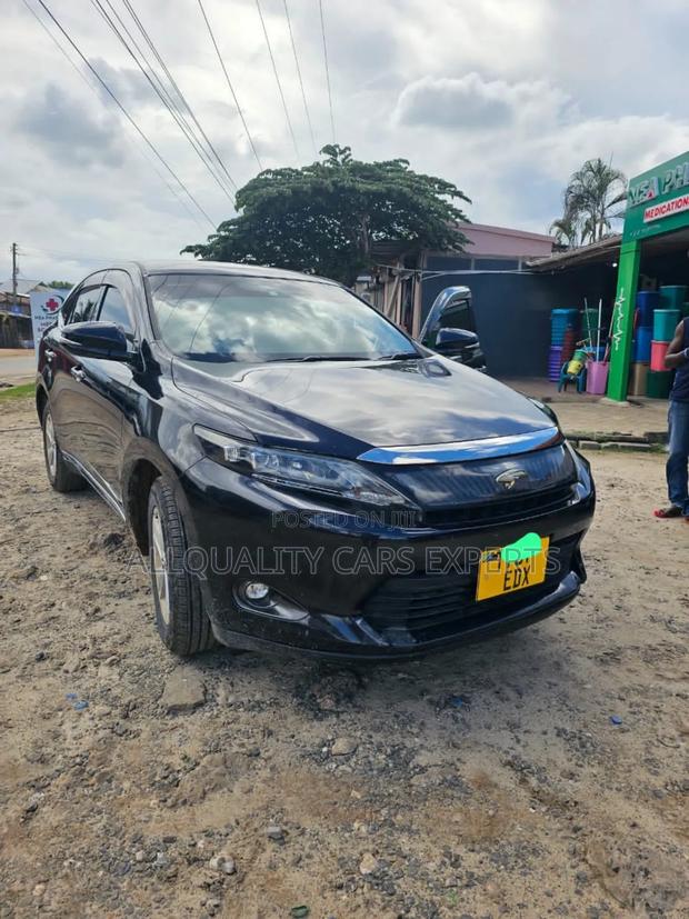 Toyota Harrier 2016