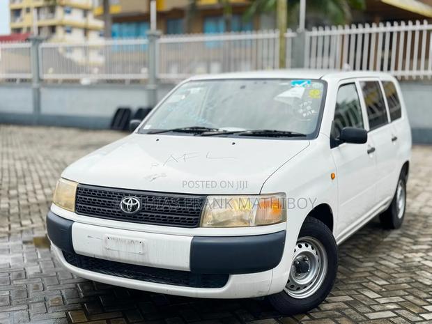 Toyota Probox 2004 White