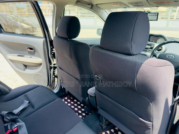 Toyota IST 2002 Black
