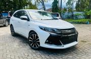 Toyota Harrier 2.0 2016 White for sale