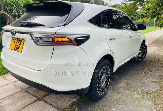 Toyota Harrier 2015 White