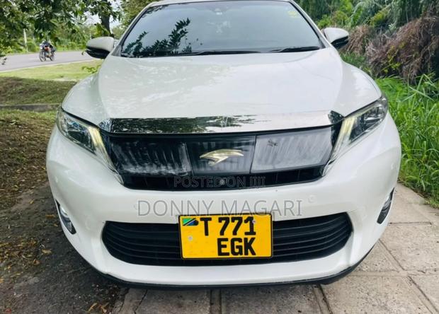 Toyota Harrier 2015 White