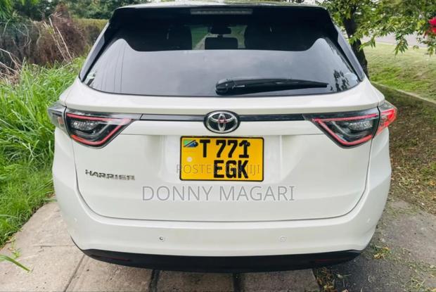 Toyota Harrier 2015 White