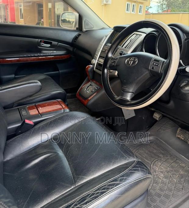 Toyota Harrier 2.4 2005 White
