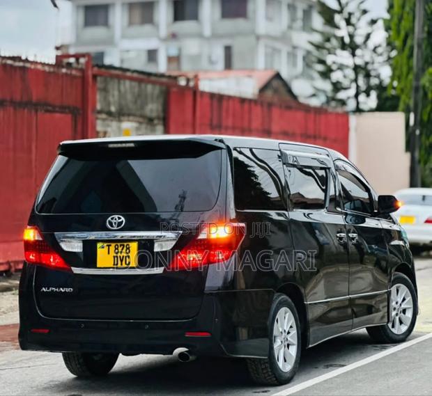 Toyota Alphard 2008 Black
