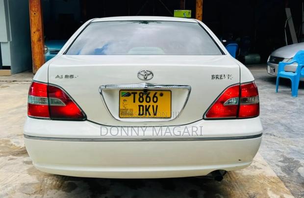 Toyota Brevis 2003 White