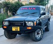 Toyota Hilux 2002 Gray for sale