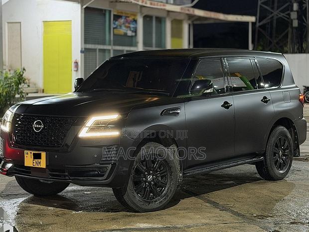 Nissan Patrol 2024 Matt Black
