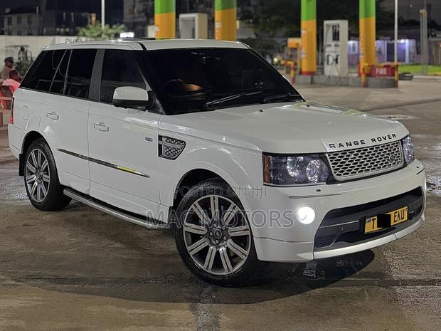 Land Rover Range Rover Sport 2013 White