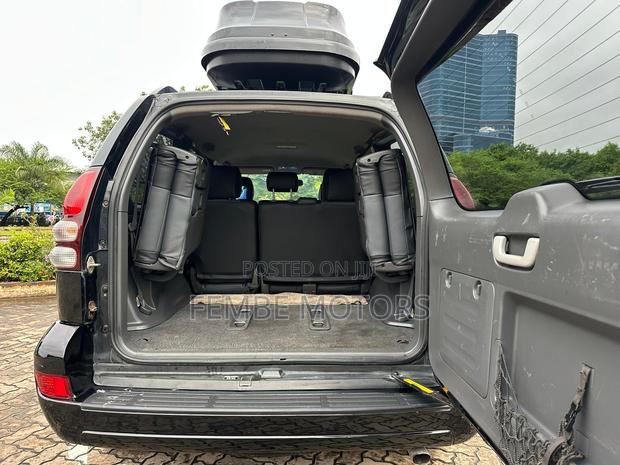 Toyota Land Cruiser Prado 2006 Black