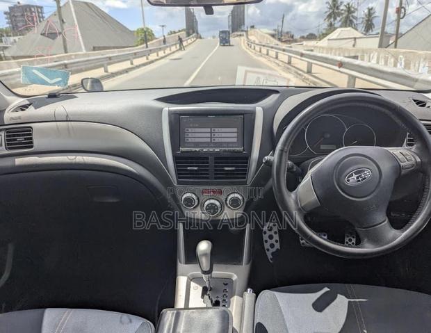 Subaru Forester 2010 Black