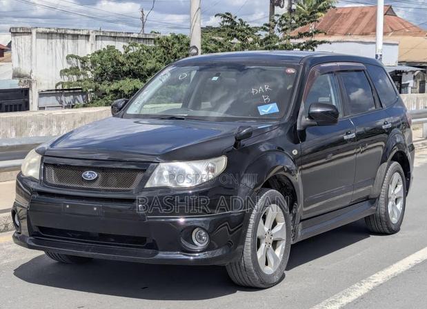 Subaru Forester 2010 Black