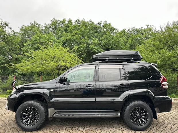 Toyota Land Cruiser Prado 2006 Black