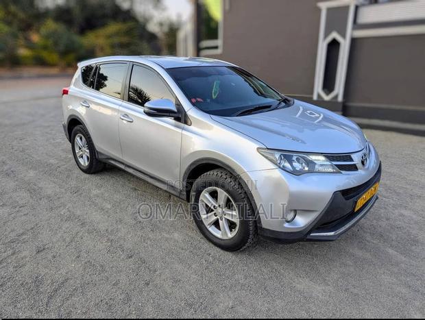 Toyota RAV4 2013 Silver