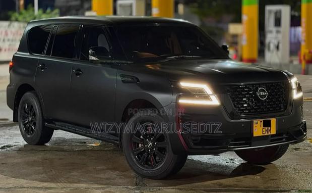 Nissan Patrol 2025 Matt Black