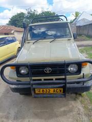 Toyota Land Cruiser 1998 Beige for sale