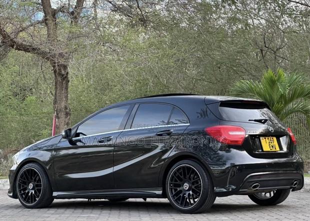 Mercedes-Benz A-Class 2013 Black