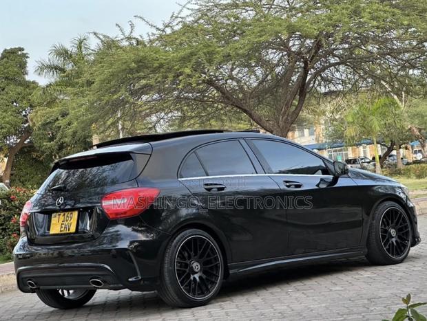 Mercedes-Benz A-Class 2013 Black
