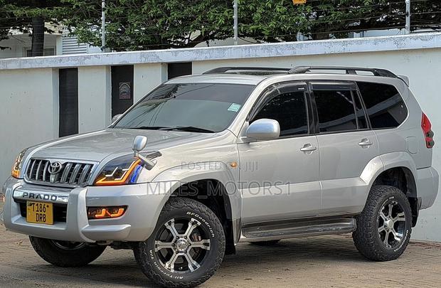 Toyota Land Cruiser Prado 2007 Silver
