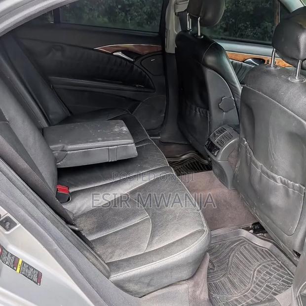 Mercedes-Benz E240 2005 Silver