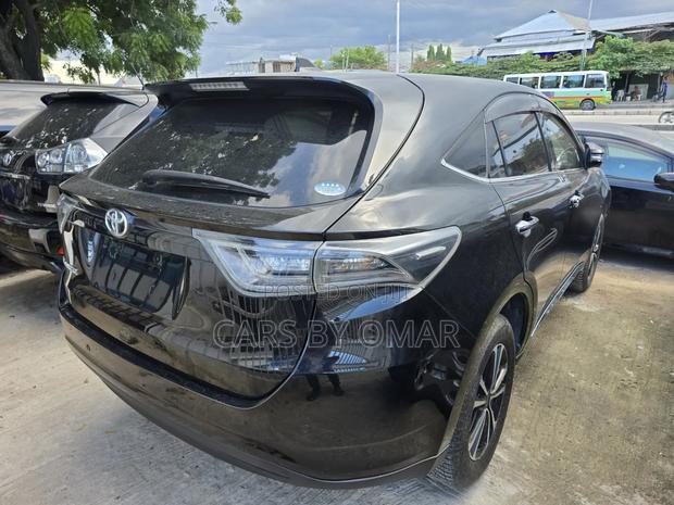 Toyota Harrier 2021 White