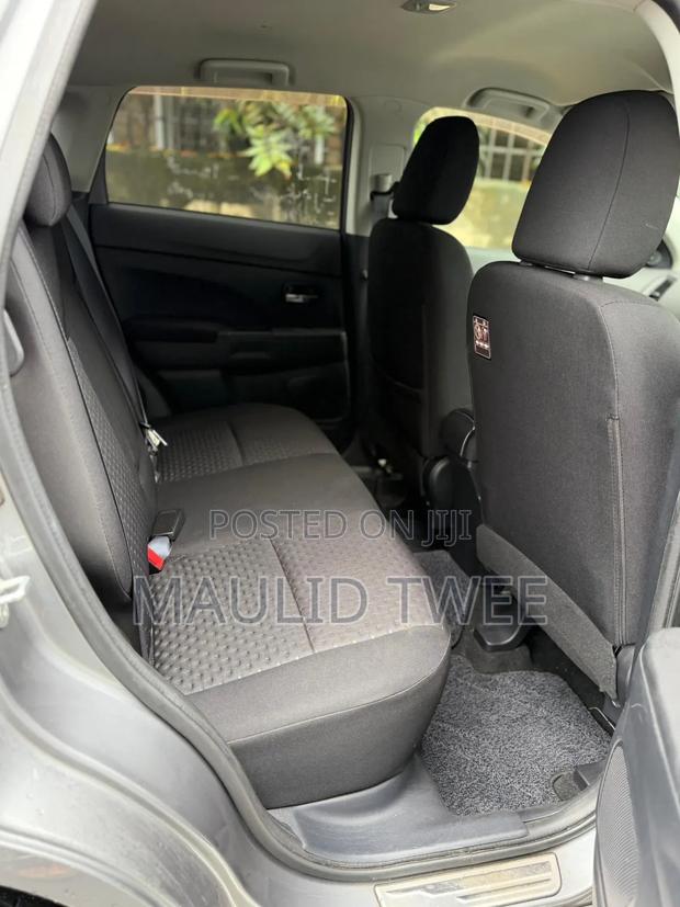 Mitsubishi RVR 2.0 2011 Gray
