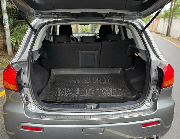 Mitsubishi RVR 2.0 2011 Gray