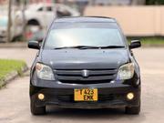 Toyota IST 2005 Black for sale