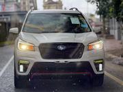 Subaru Forester 2018 White for sale