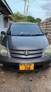 Toyota IST 2004 Gray for sale