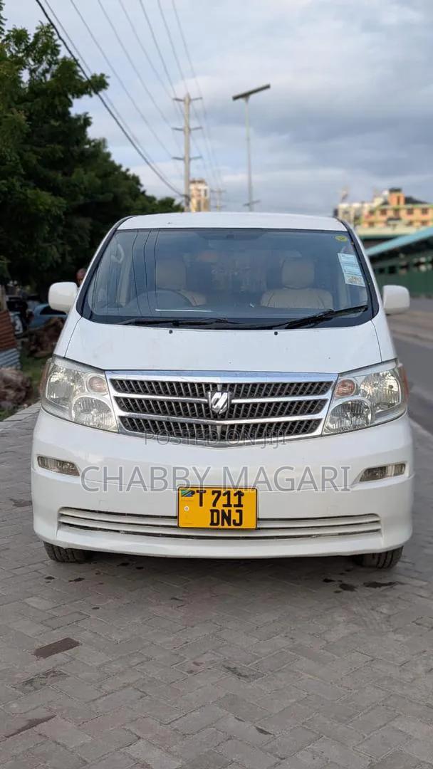 Toyota Alphard 2.4 Petrol FWD 2003 White