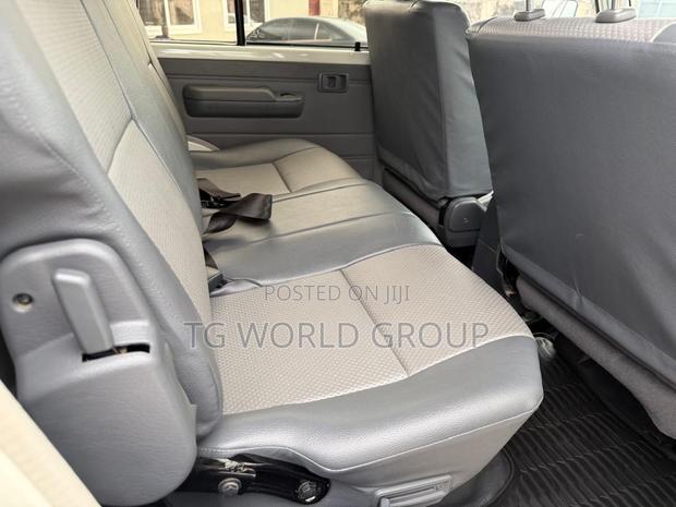 Toyota Land Cruiser 79 Series 2022 White