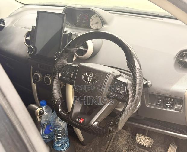 Toyota IST 2004 Black