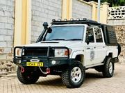 Toyota Land Cruiser 4.5 V8 GL 2015 White for sale