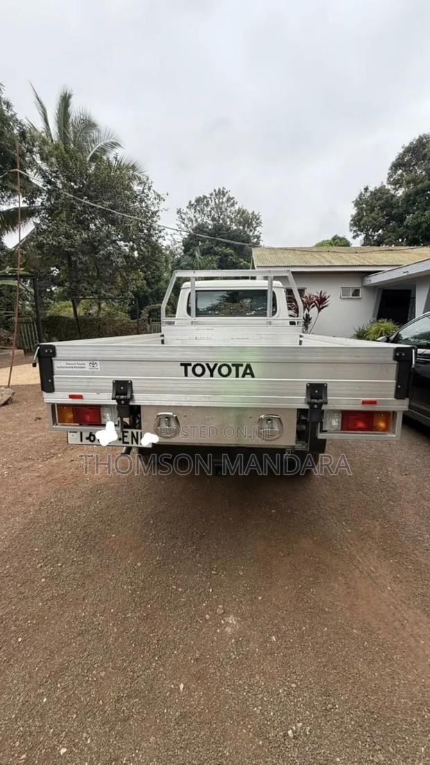 Toyota Land Cruiser 79 Series 2024 White