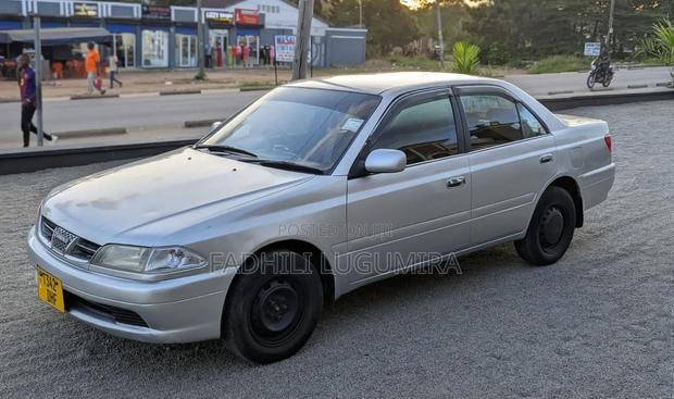 Toyota Carina 2001 Silver