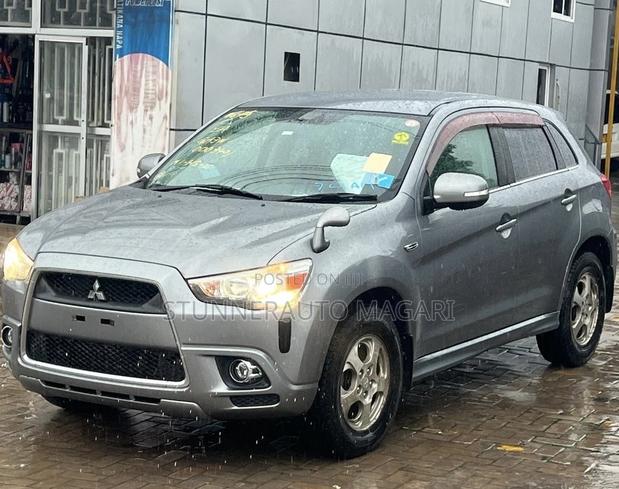 Mitsubishi RVR 2010 Gray