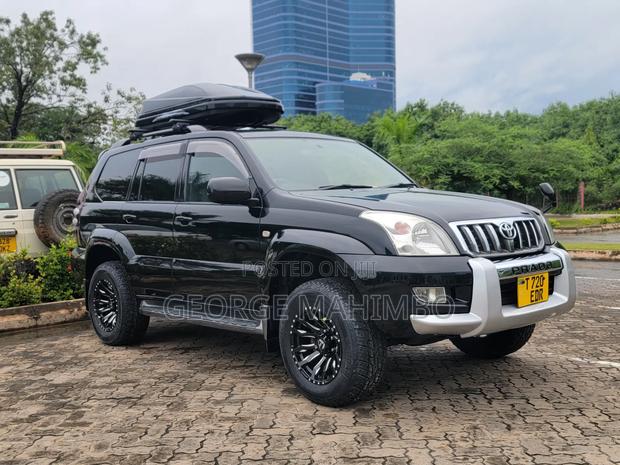 Toyota Land Cruiser Prado 2006 Black