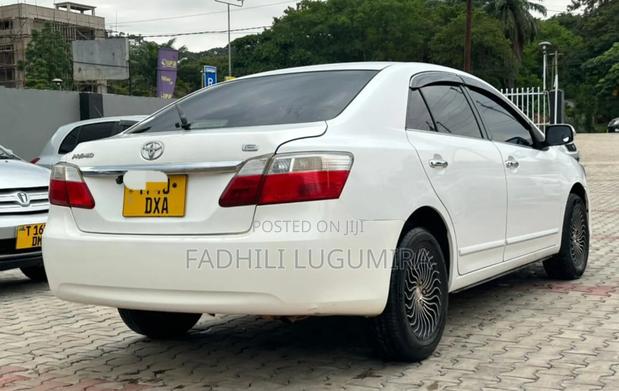 Toyota Premio 2009 White