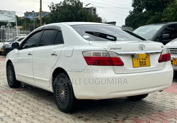 Toyota Premio 2009 White