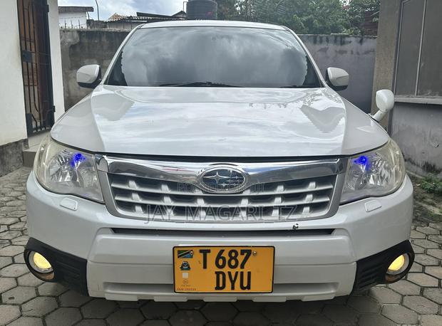 Subaru Forester 2011 White
